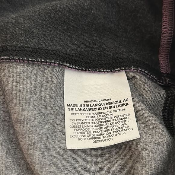 Nike Dri Fit Womens Leggings size XL Gray Purple Pull on inseam 19 Activewear - Picture 8 of 9